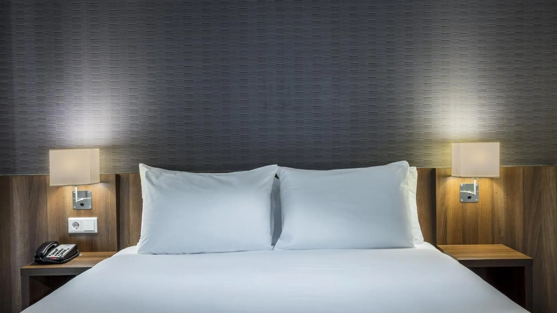 Holiday Inn Express Rotterdam - Central Station By Ihg