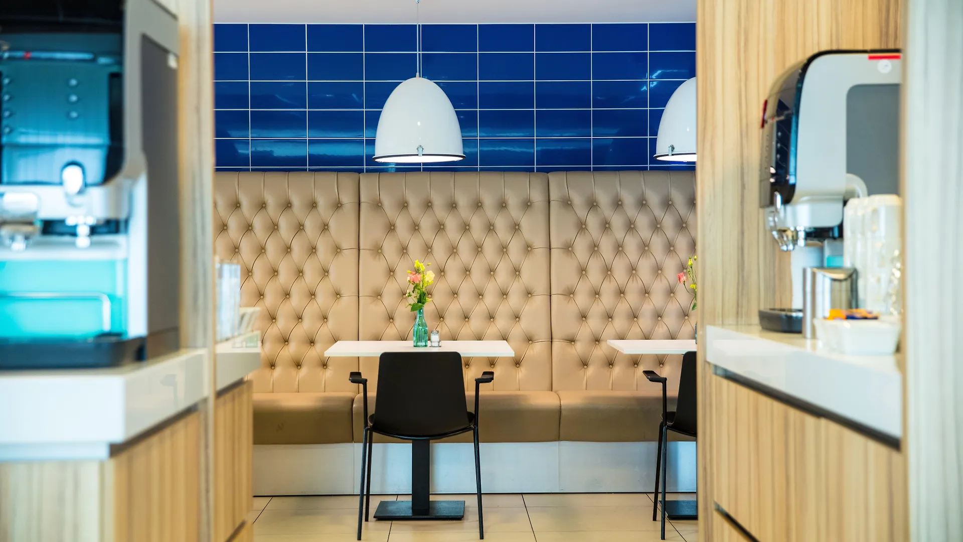 Holiday Inn Express Rotterdam - Central Station By Ihg